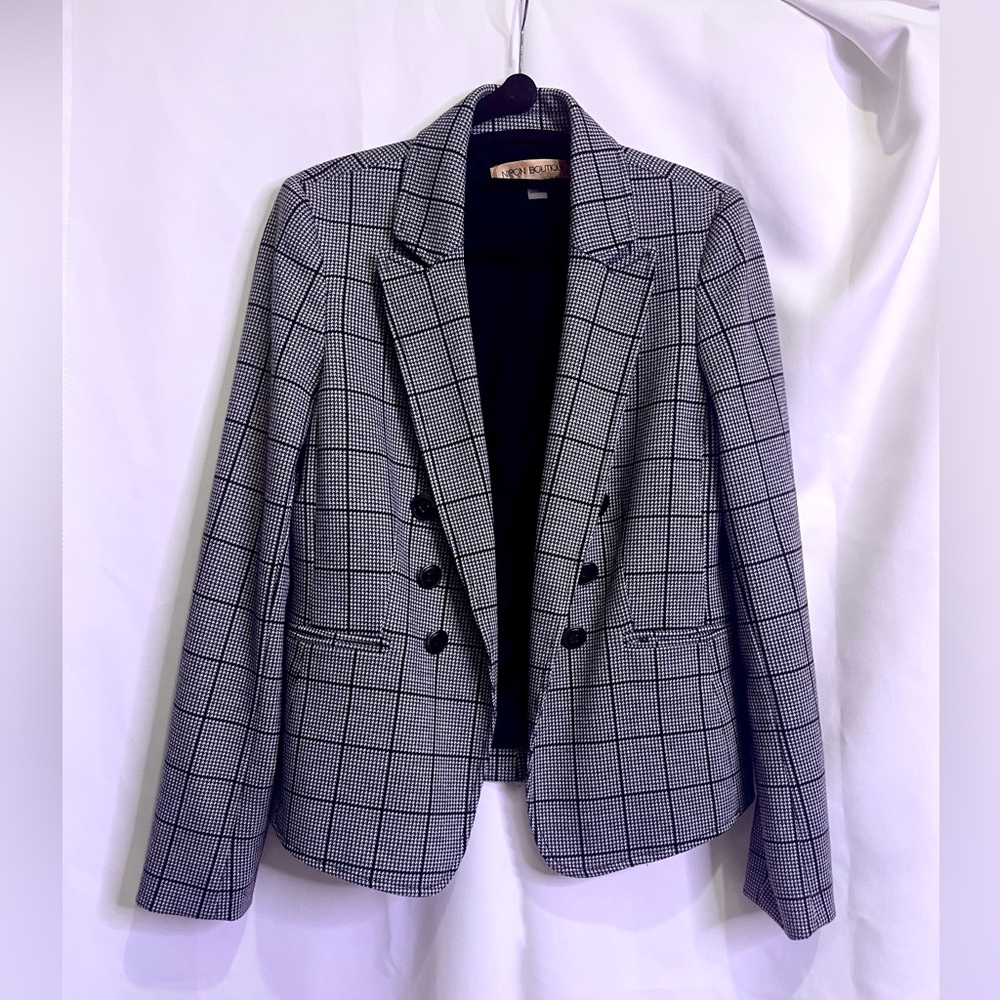 ✨🖤✨ Nipon Boutique ✨🖤✨ - Picture 5 of 9